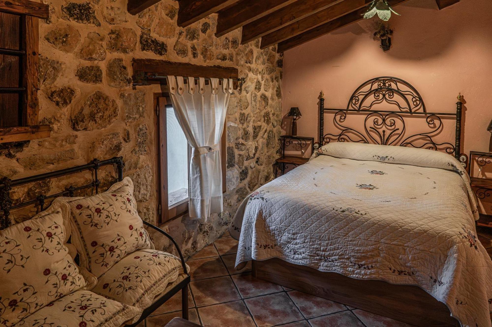 Casas Rurales Chon Alto Tajo Peralejos de las Truchas Exteriör bild